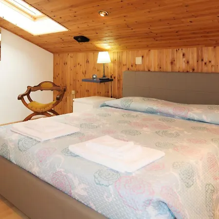 Locazione Turistica Casa Lucia - Cid200 Apartment *