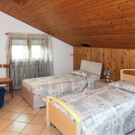 Locazione Turistica Casa Lucia - Cid200 Apartment